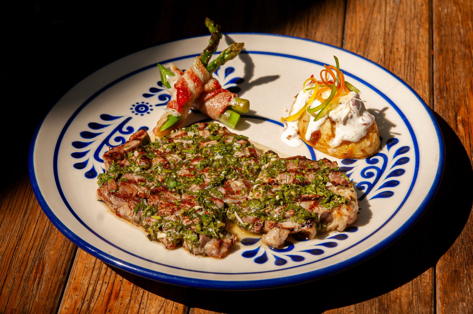 Rib eye al chimichurri
